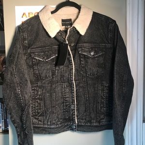 (New) Ladies M Silver Jeans Shearling Jean Jacket